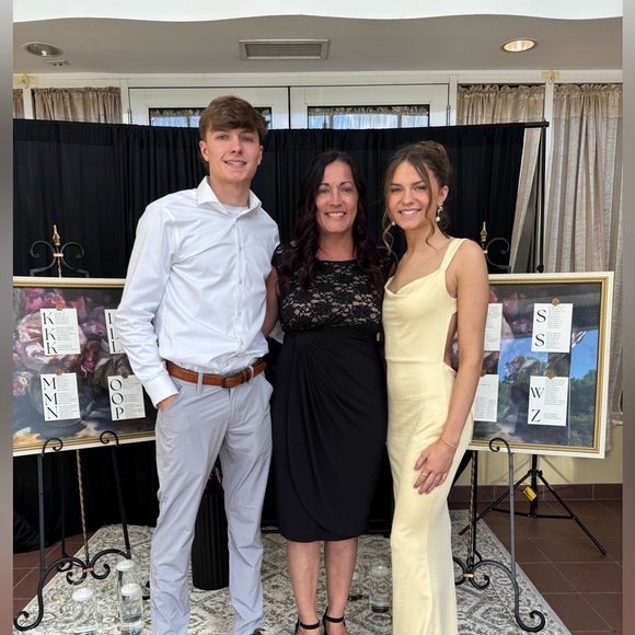 💚 Mendingheart55 is live! Let’s makes some sales! 🥰💚when I’m live -my items - Picture 7 of 14